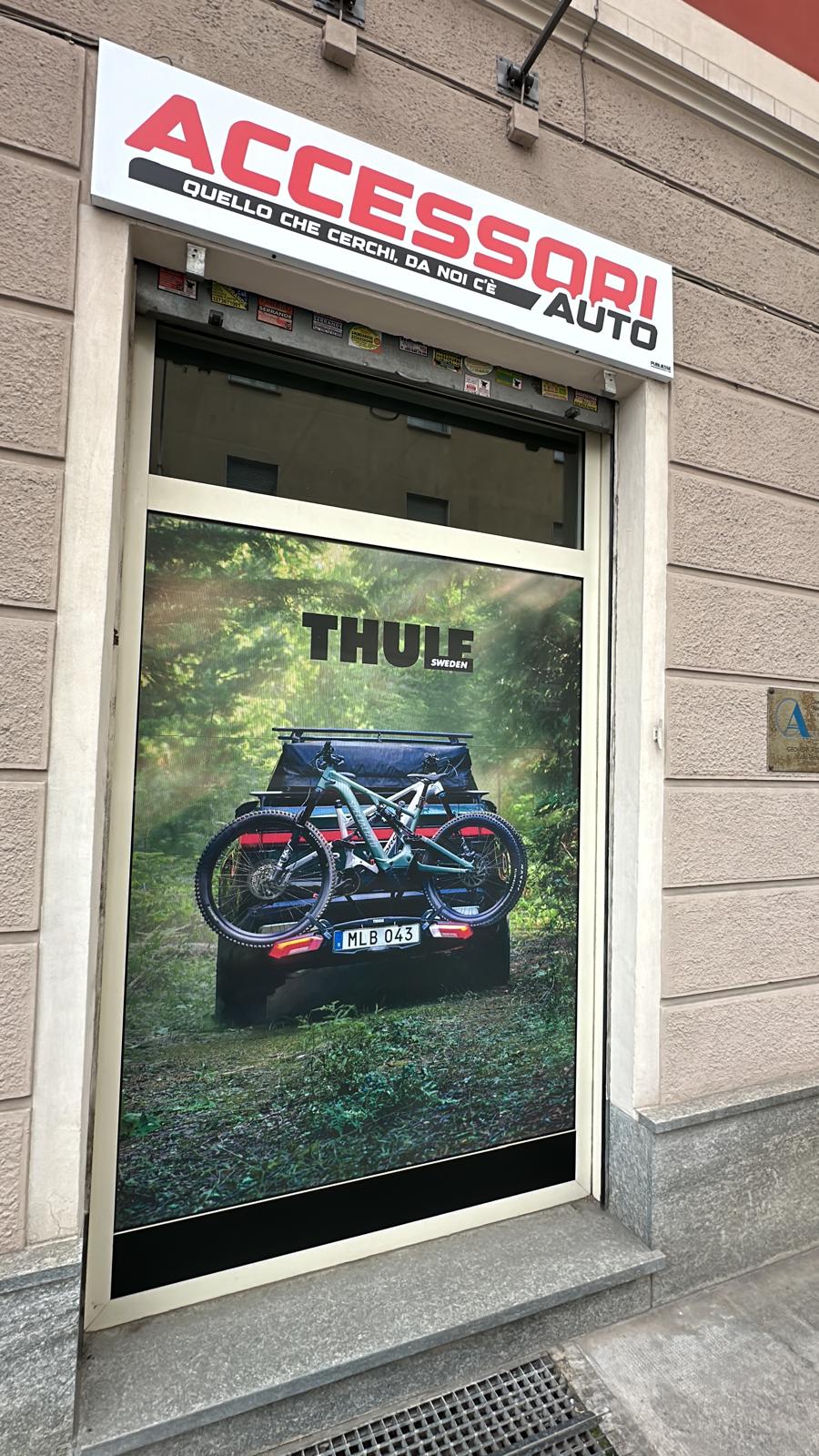 CARTELLONISTICA - INSEGNE - STRISCIONI - ROLL UP - BANDIERE