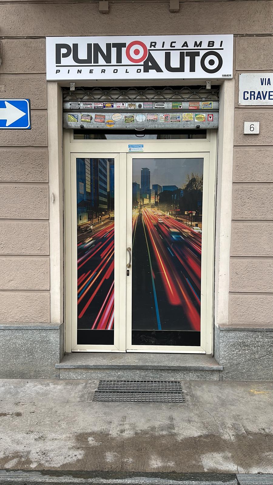 CARTELLONISTICA - INSEGNE - STRISCIONI - ROLL UP - BANDIERE