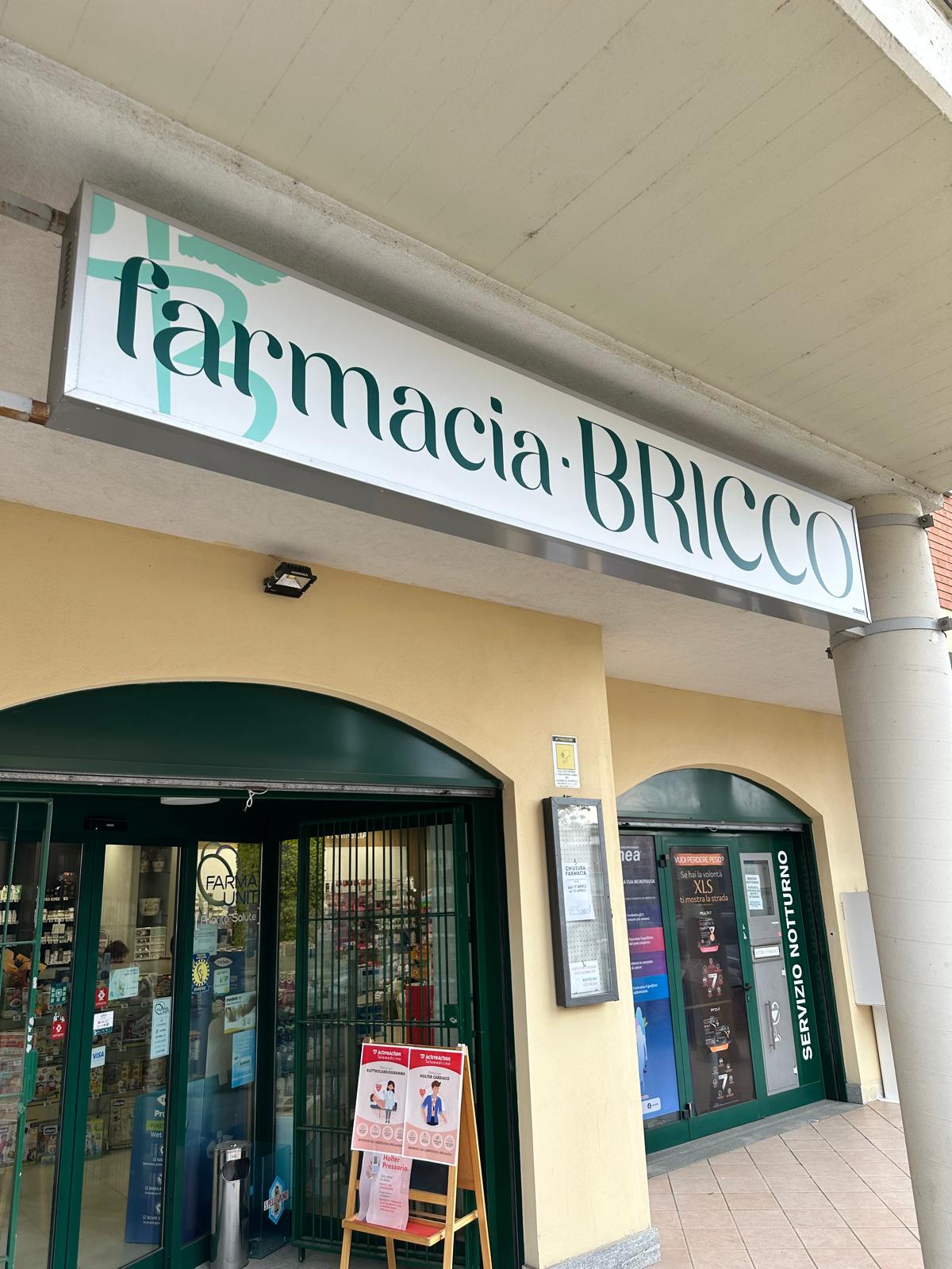 CARTELLONISTICA - INSEGNE - STRISCIONI - ROLL UP - BANDIERE