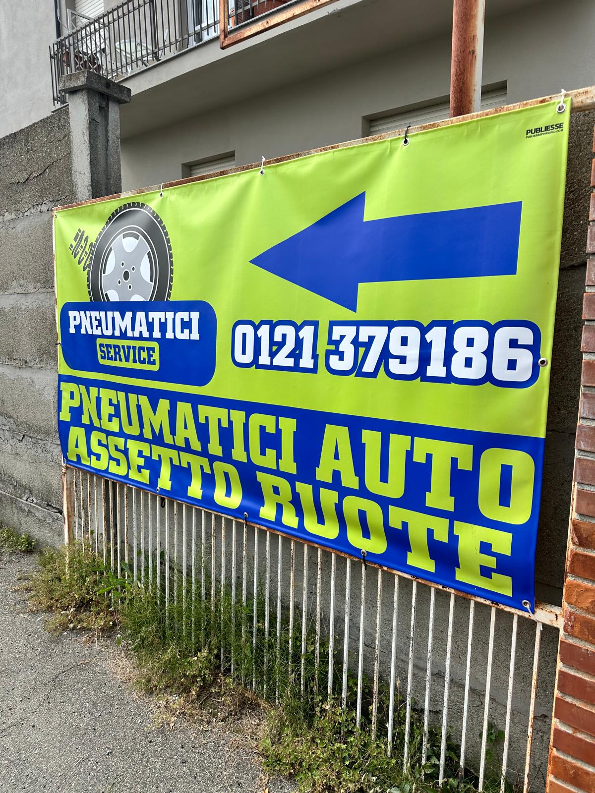 CARTELLONISTICA - INSEGNE - STRISCIONI - ROLL UP - BANDIERE