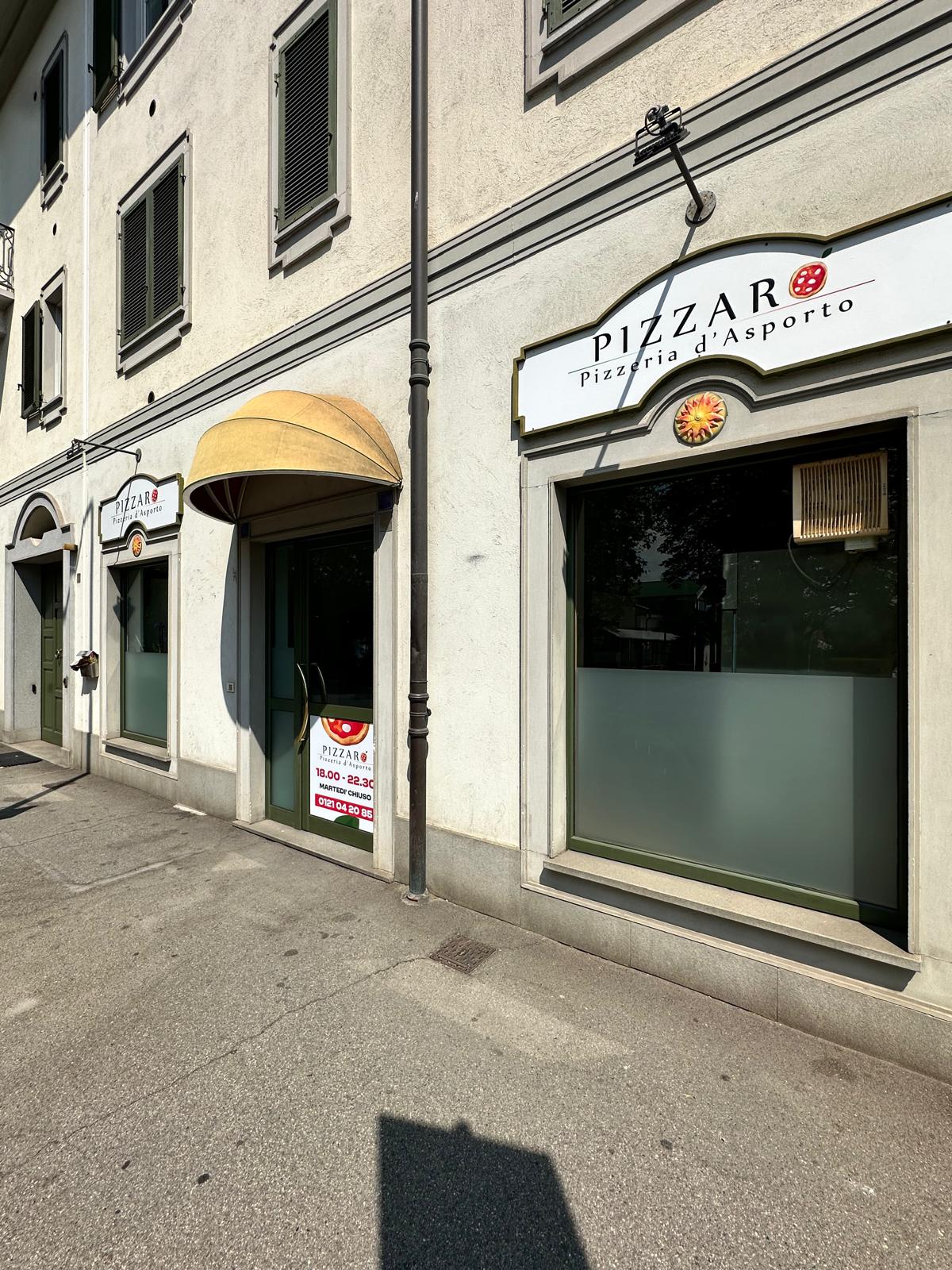 CARTELLONISTICA - INSEGNE - STRISCIONI - ROLL UP - BANDIERE
