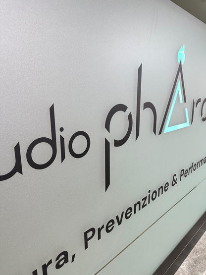 PERSONALIZZAZIONE VETRATE E VETROFANIE