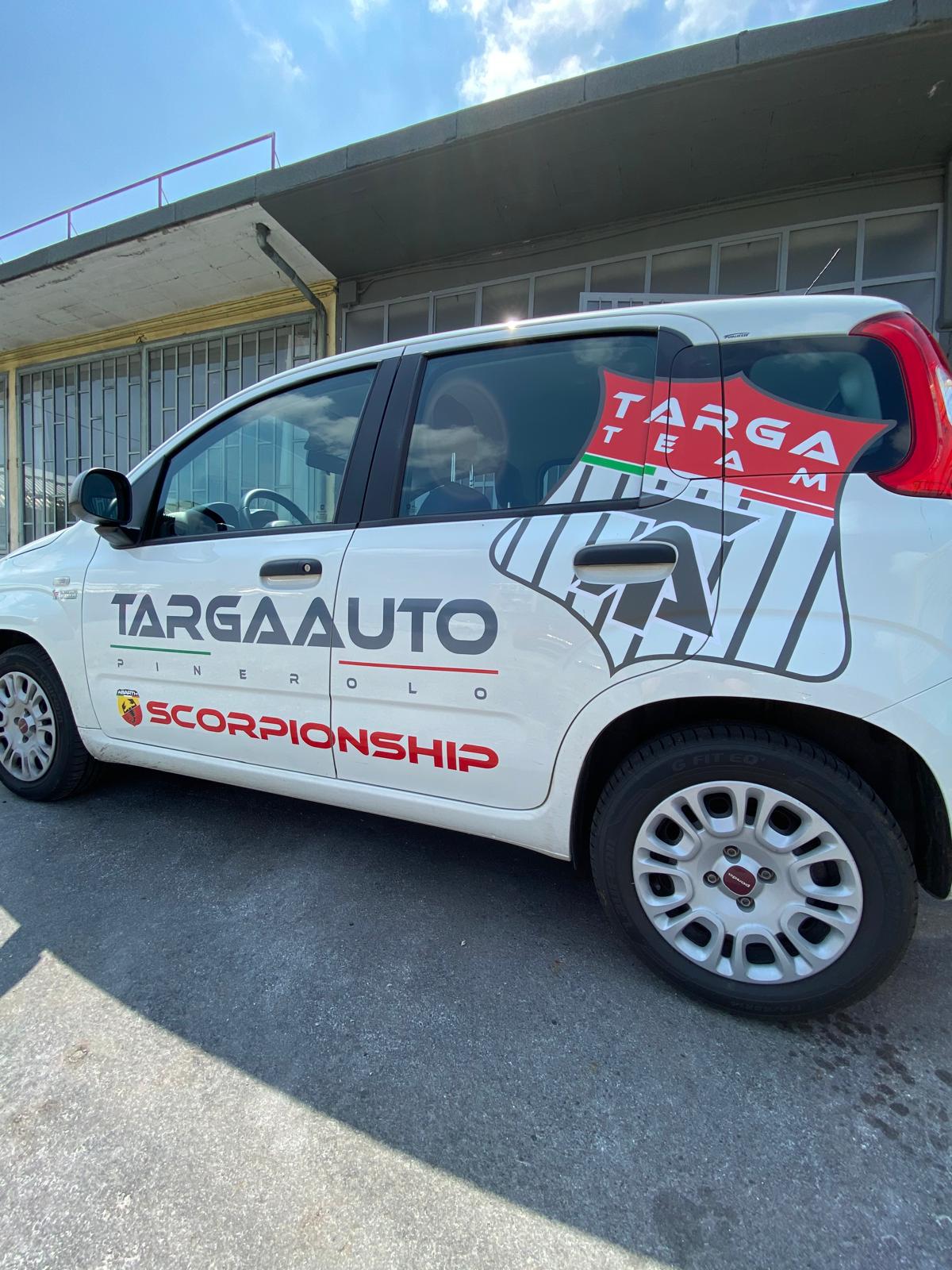 DECORAZIONE MEZZI E CAR WRAPPING