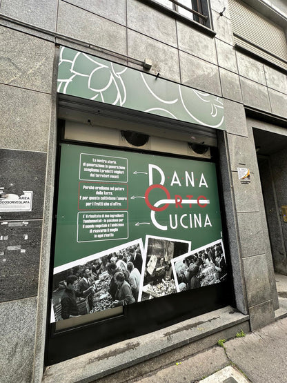CARTELLONISTICA - INSEGNE - STRISCIONI - ROLL UP - BANDIERE