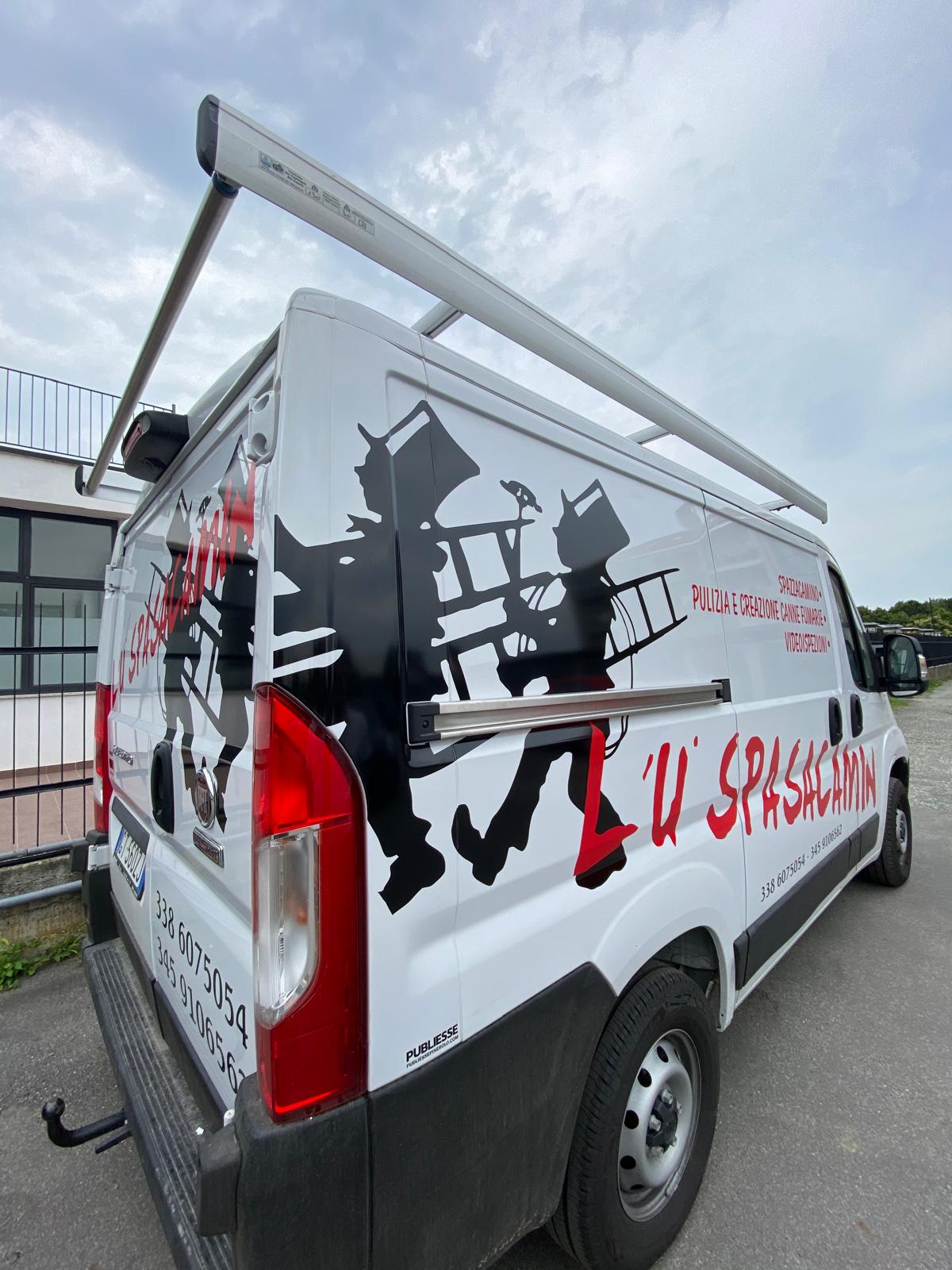 DECORAZIONE MEZZI E CAR WRAPPING