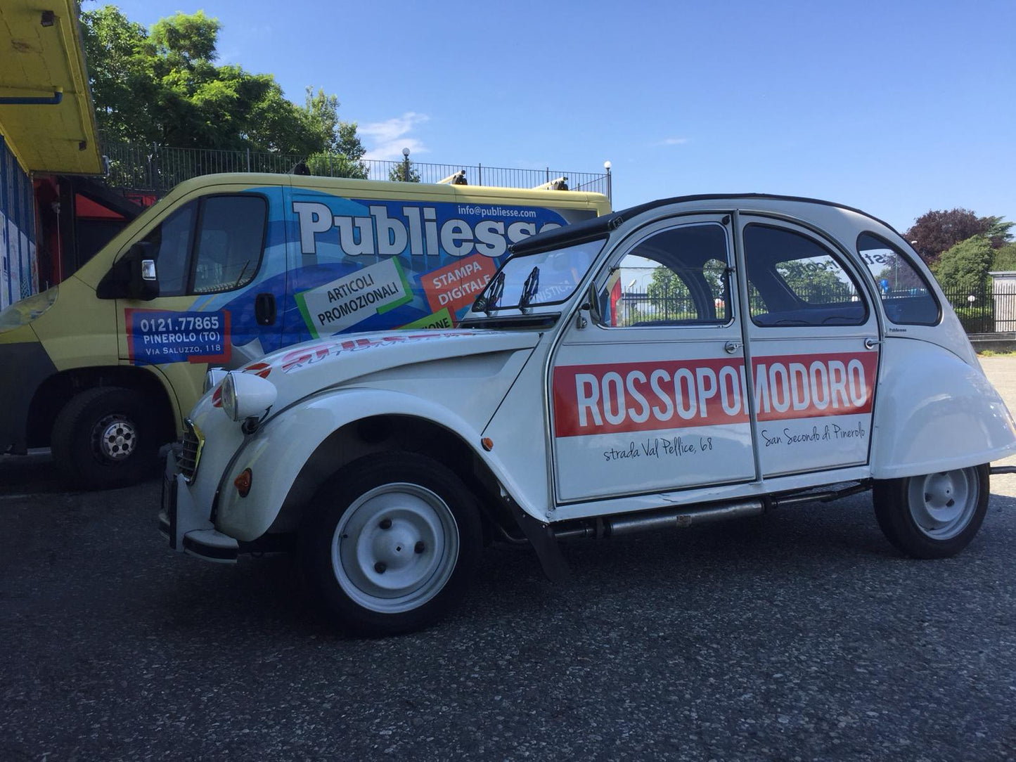 DECORAZIONE MEZZI E CAR WRAPPING