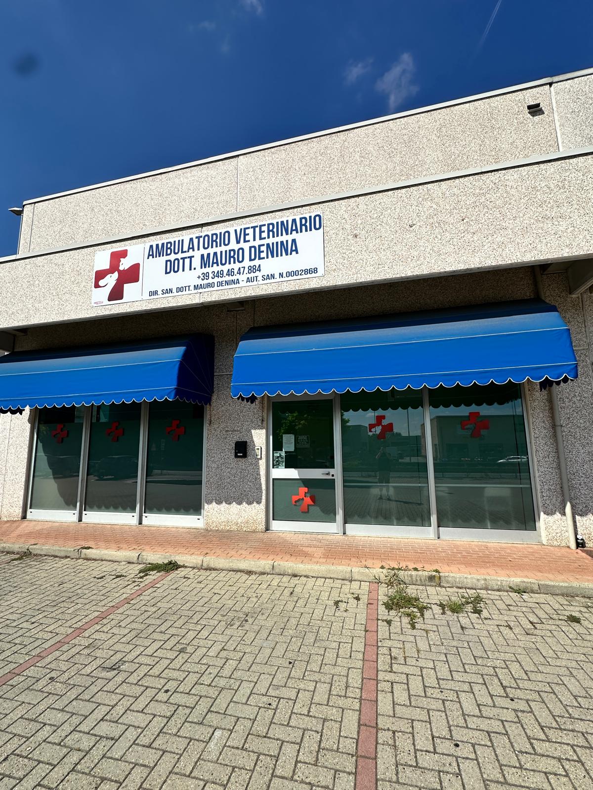 CARTELLONISTICA - INSEGNE - STRISCIONI - ROLL UP - BANDIERE