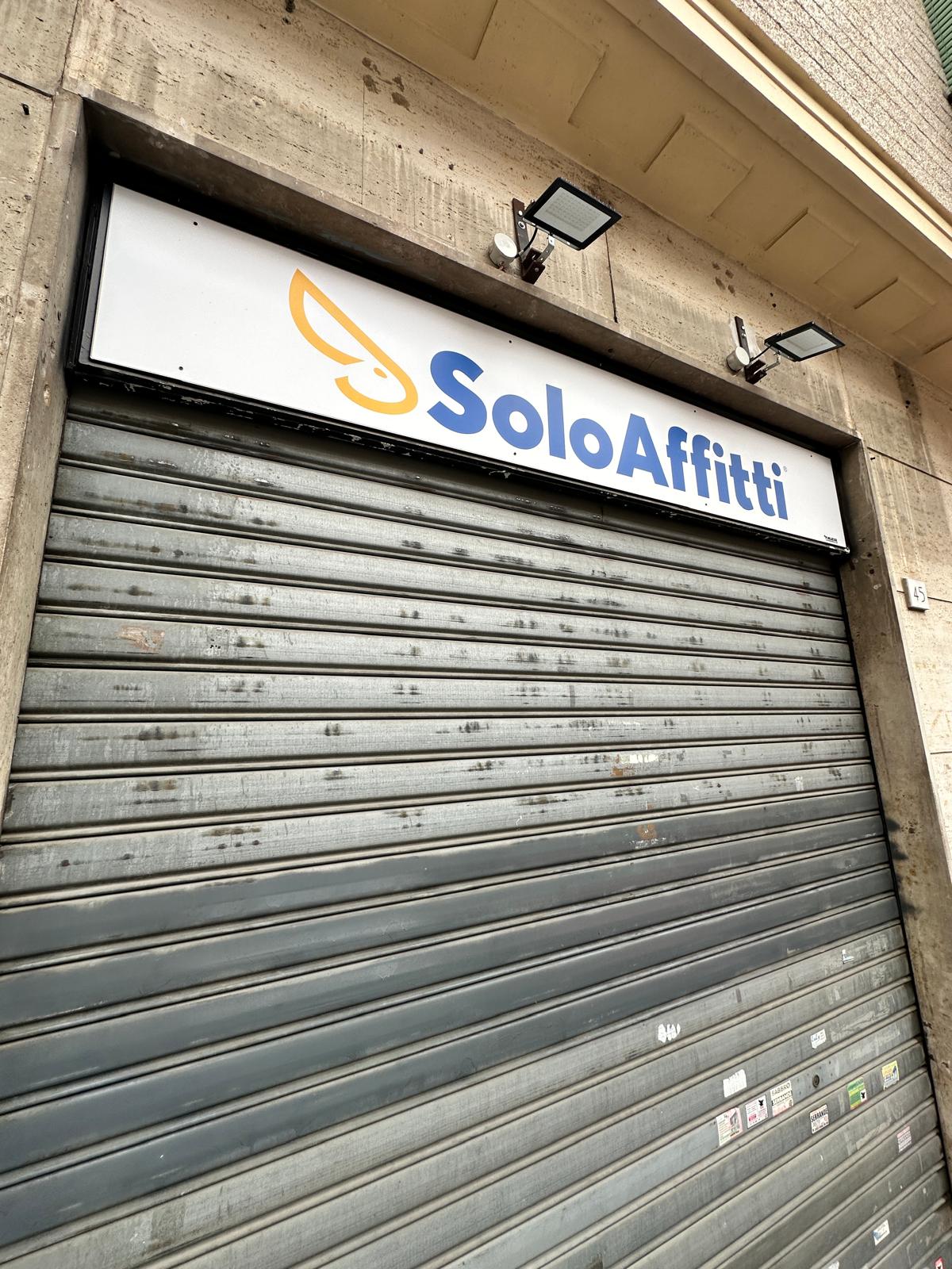 CARTELLONISTICA - INSEGNE - STRISCIONI - ROLL UP - BANDIERE