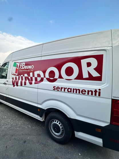 DECORAZIONE MEZZI E CAR WRAPPING