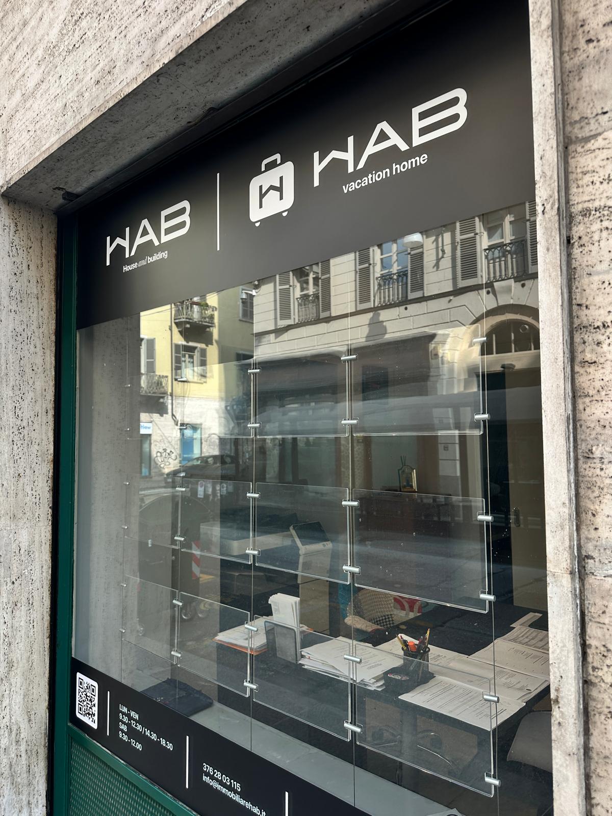 CARTELLONISTICA - INSEGNE - STRISCIONI - ROLL UP - BANDIERE