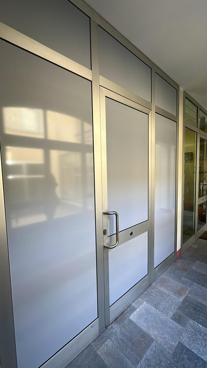 PERSONALIZZAZIONE VETRATE E VETROFANIE