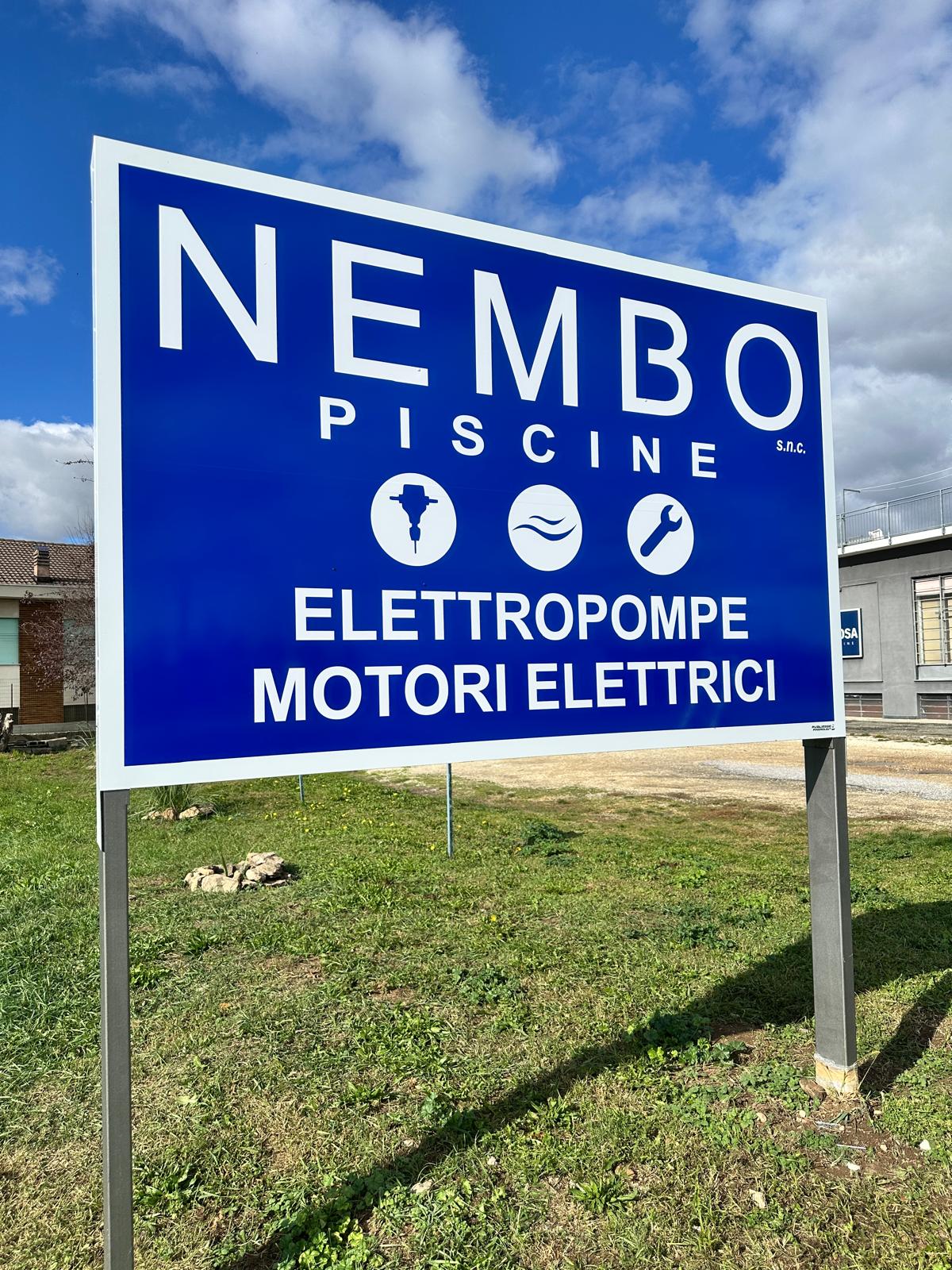 CARTELLONISTICA - INSEGNE - STRISCIONI - ROLL UP - BANDIERE