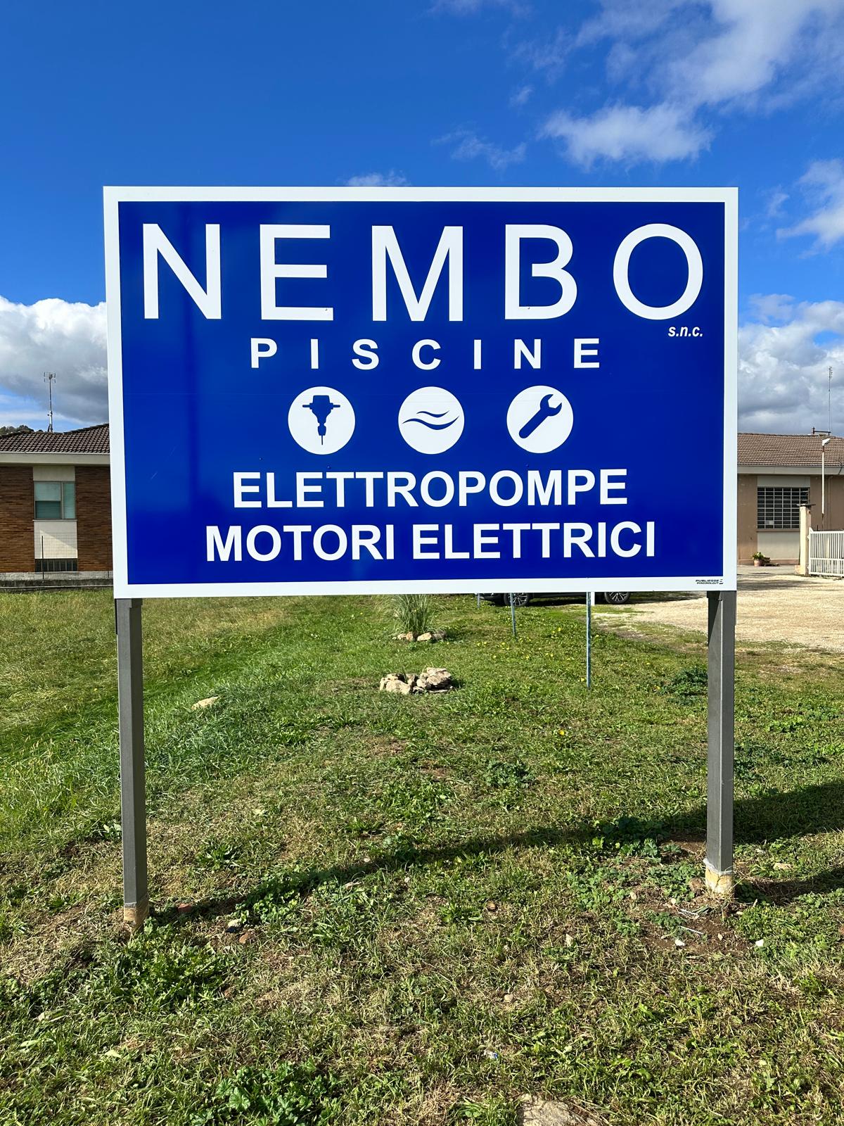 CARTELLONISTICA - INSEGNE - STRISCIONI - ROLL UP - BANDIERE