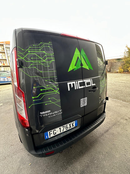 DECORAZIONE MEZZI E CAR WRAPPING